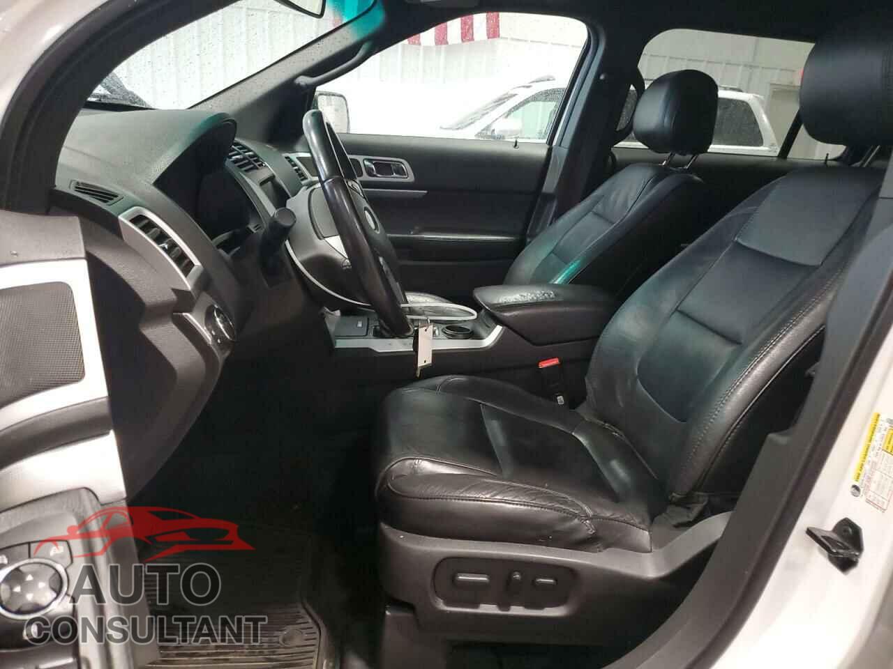 FORD EXPLORER 2014 - 1FM5K7D80EGA23989
