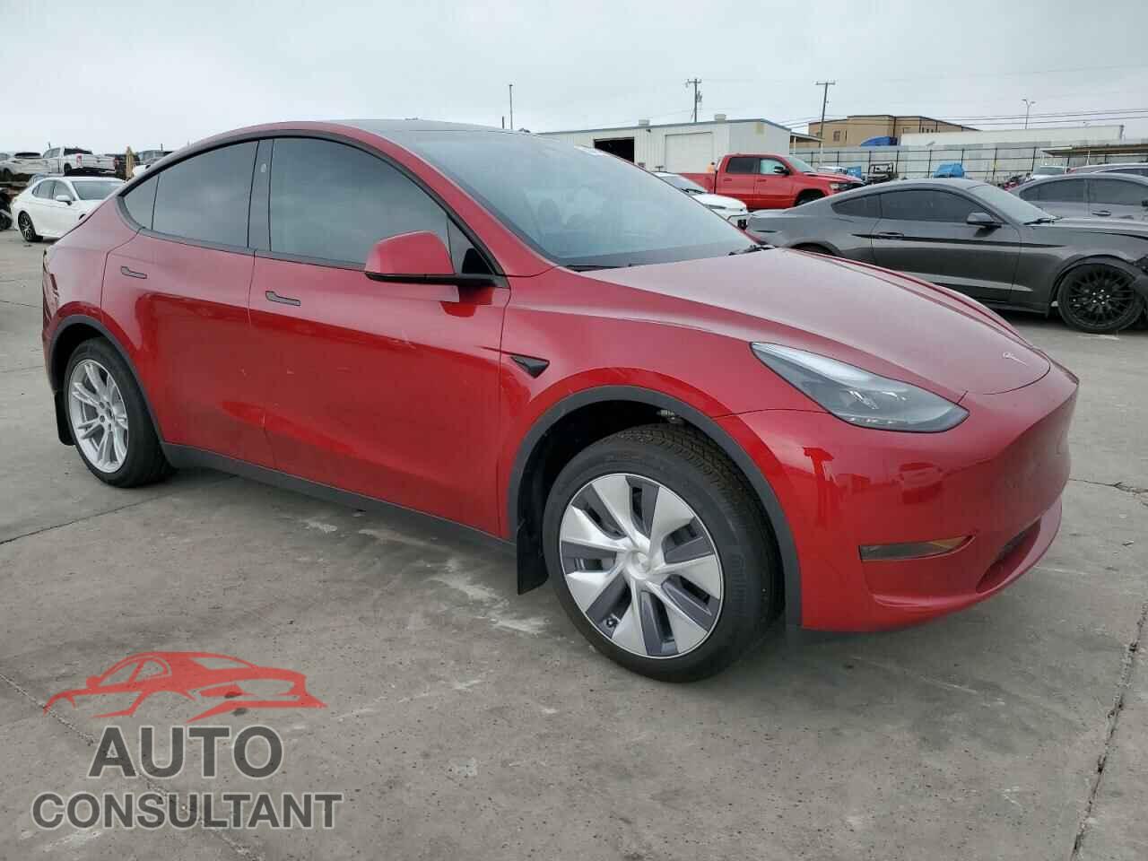 TESLA MODEL Y 2024 - 7SAYGDED7RF045567