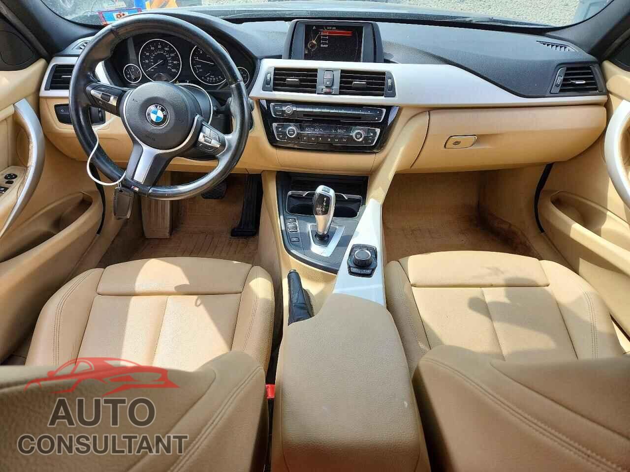 BMW 3 SERIES 2016 - WBA8E5G58GNU20246