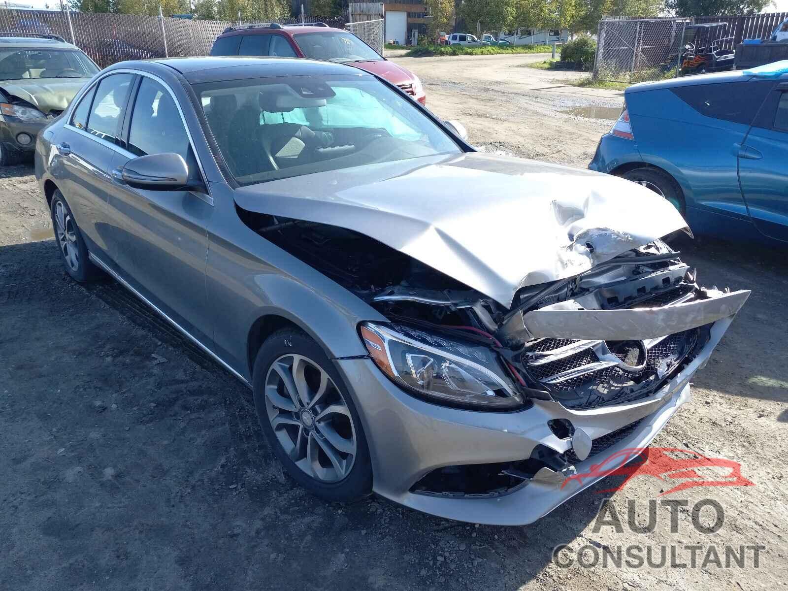 MERCEDES-BENZ C-CLASS 2016 - 55SWF4KB5GU115749