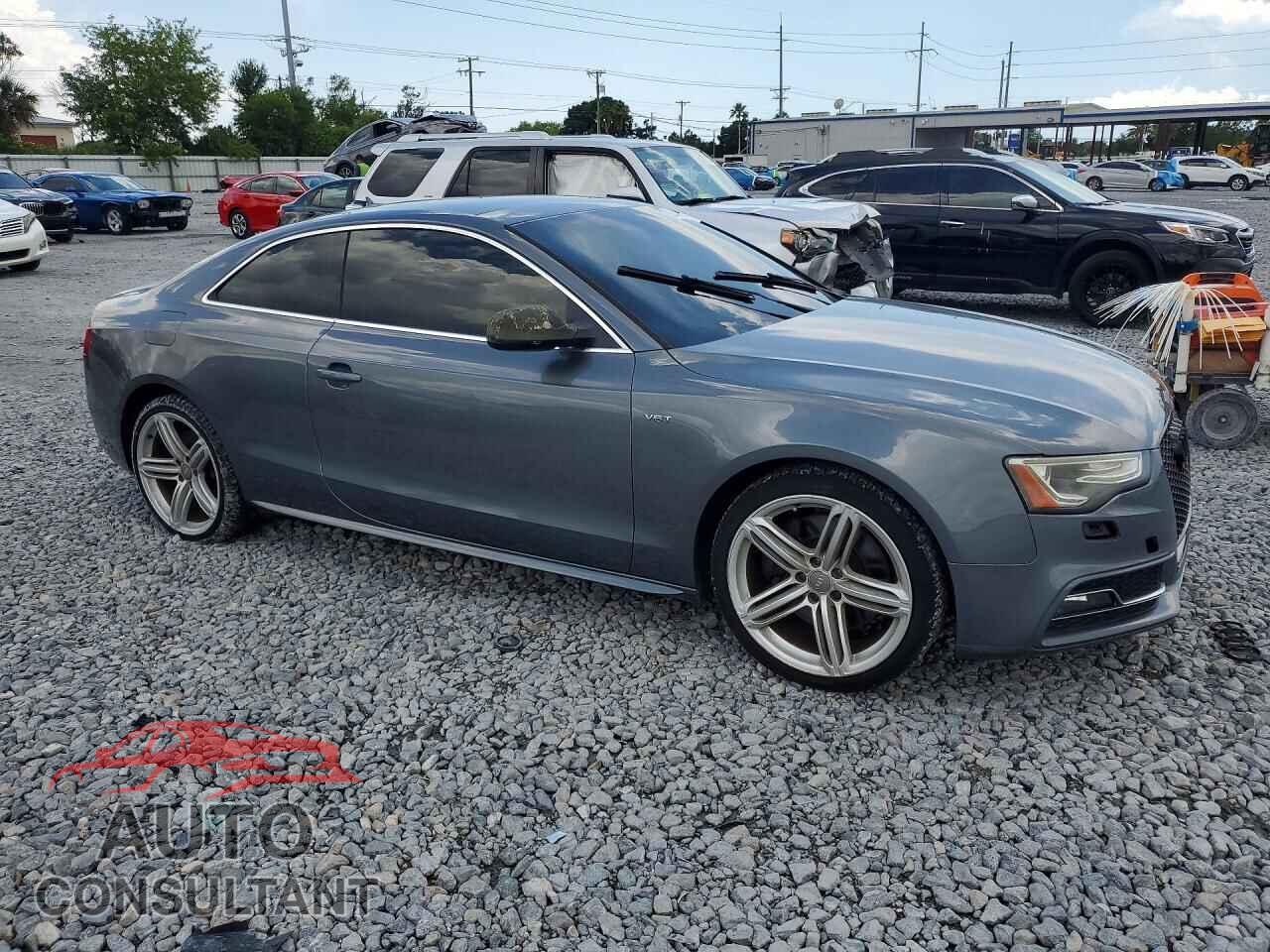 AUDI S5/RS5 2013 - WAUCGAFR6DA002272