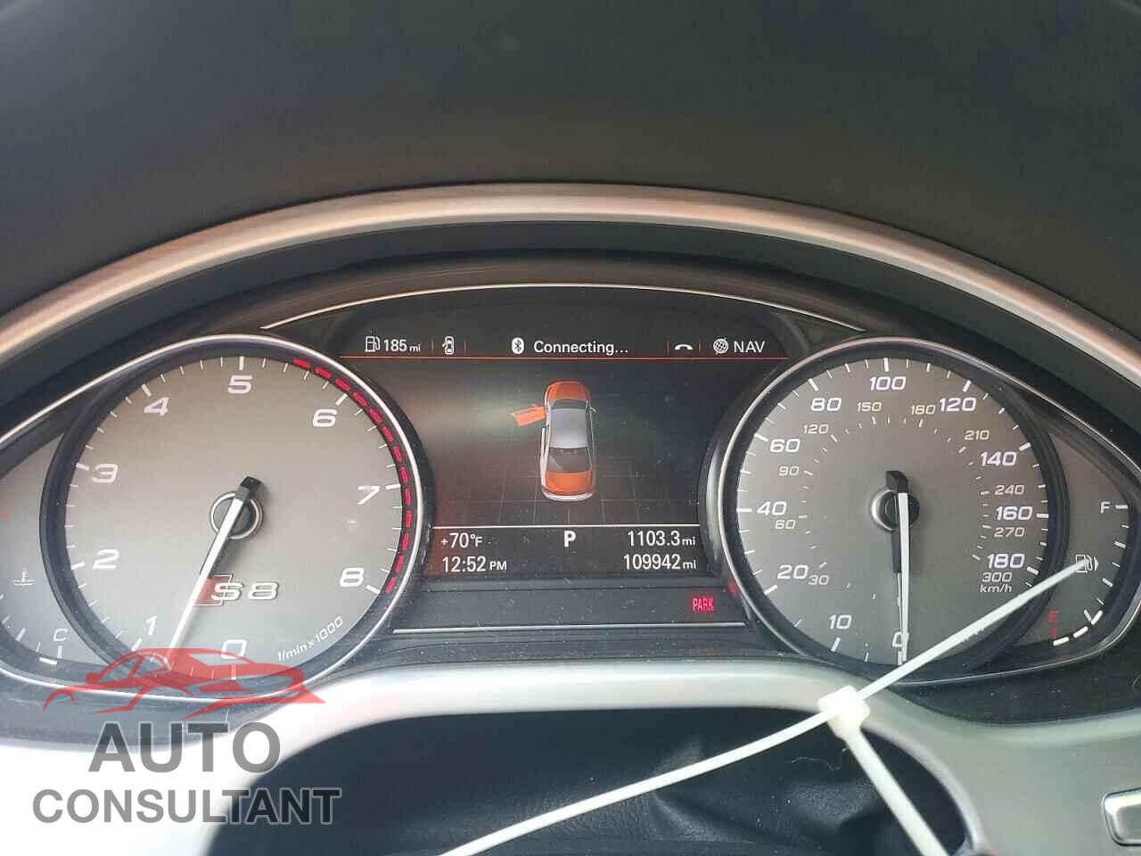 AUDI S8 2013 - WAUD2AFD1DN026673