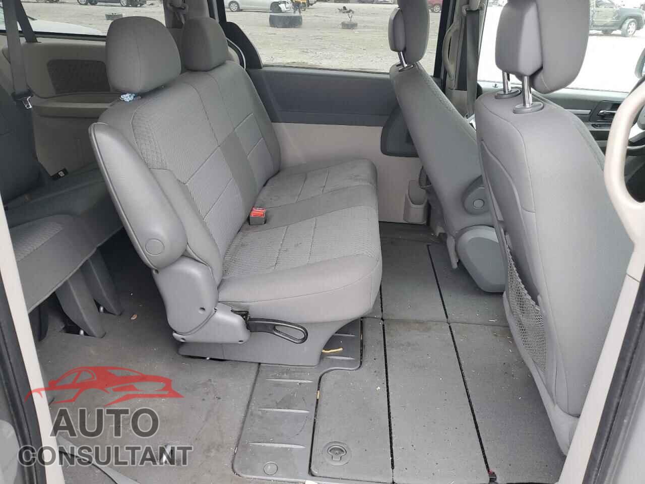 DODGE CARAVAN 2010 - 2D4RN4DE9AR443389