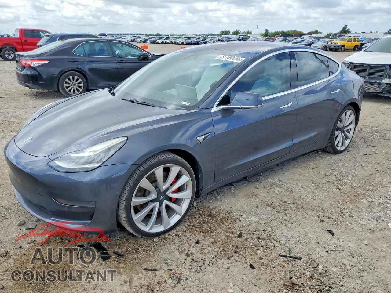TESLA MODEL 3 2018 - 5YJ3E1EB7JF055143