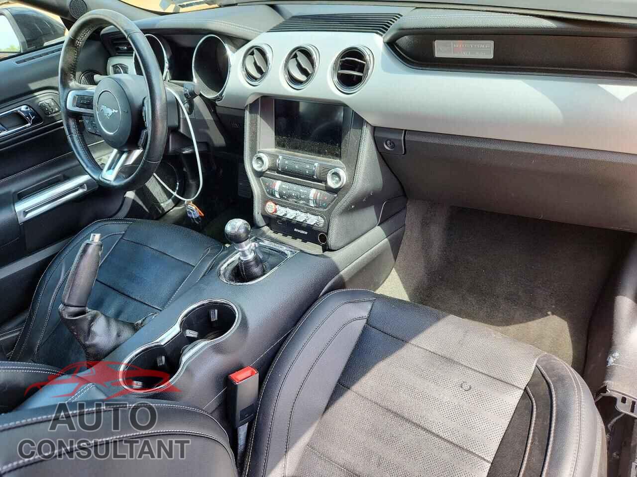 FORD MUSTANG 2017 - 1FA6P8TH8H5294631