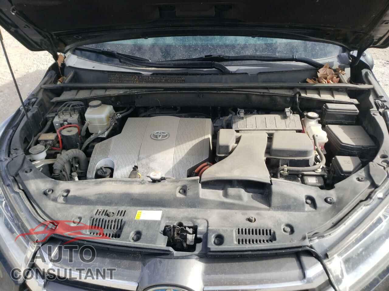 TOYOTA HIGHLANDER 2019 - 5TDDGRFH2KS074597