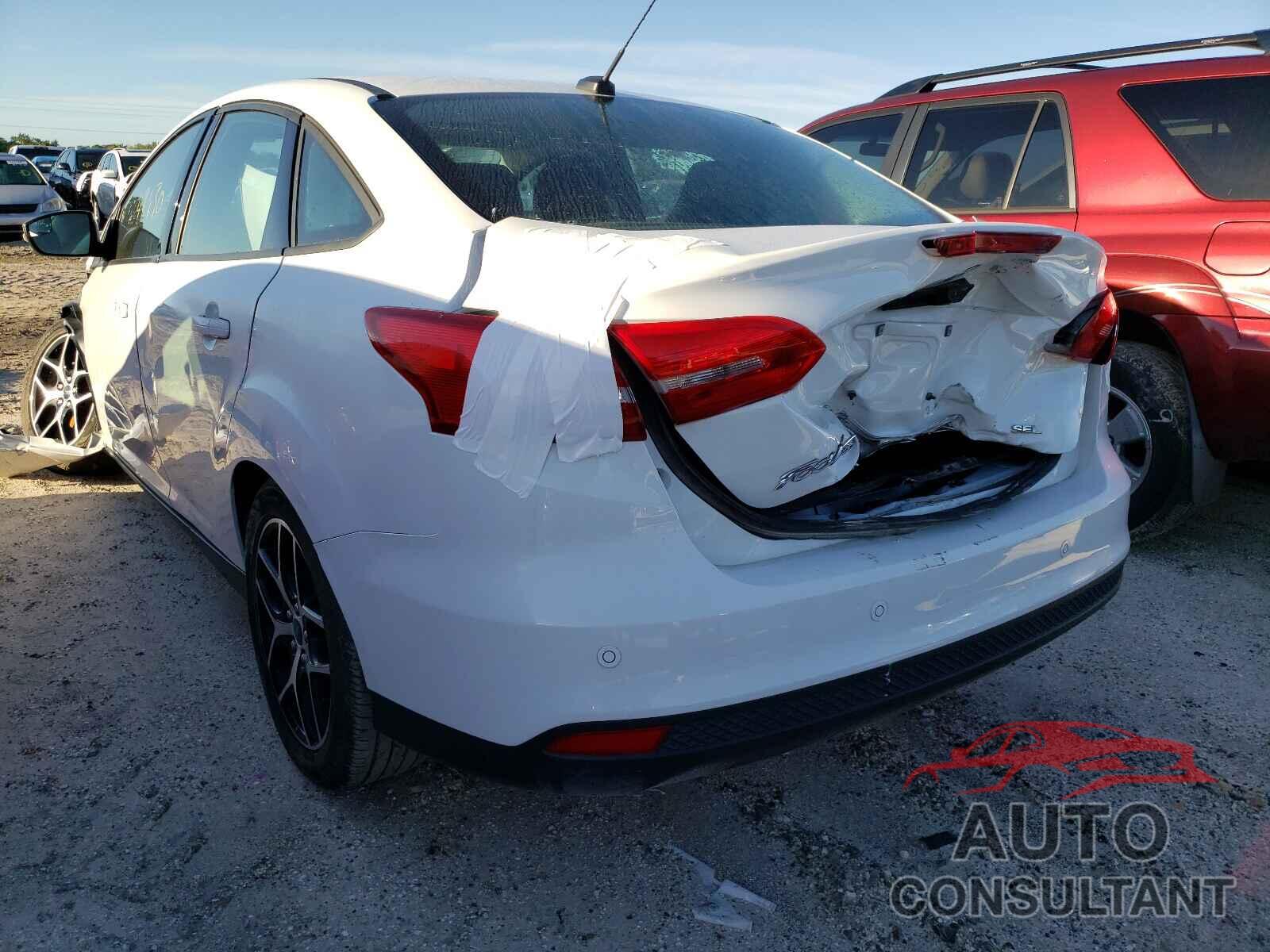 FORD FOCUS 2018 - 1FADP3H23JL280524