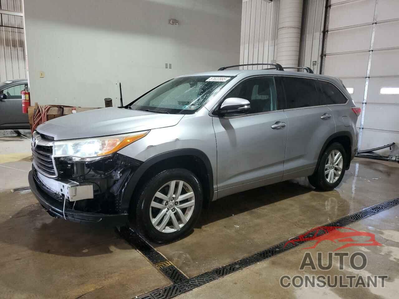 TOYOTA HIGHLANDER 2014 - 5TDBKRFH2ES024552