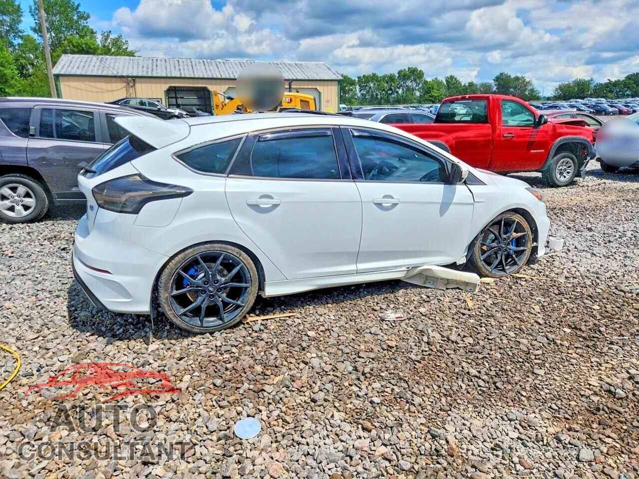 FORD FOCUS 2017 - WF0DP3TH5H4120877