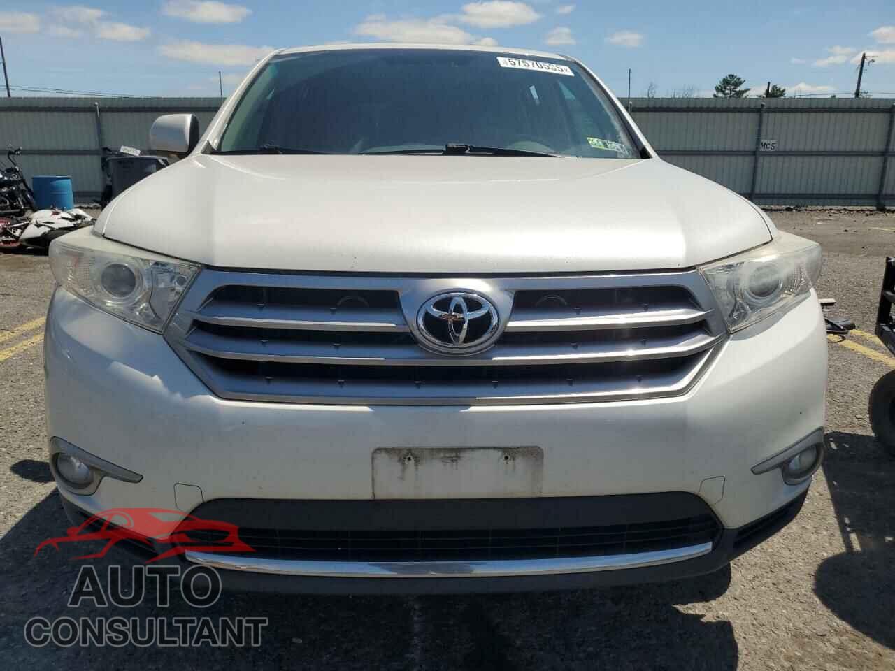 TOYOTA HIGHLANDER 2011 - 5TDDK3EHXBS068009