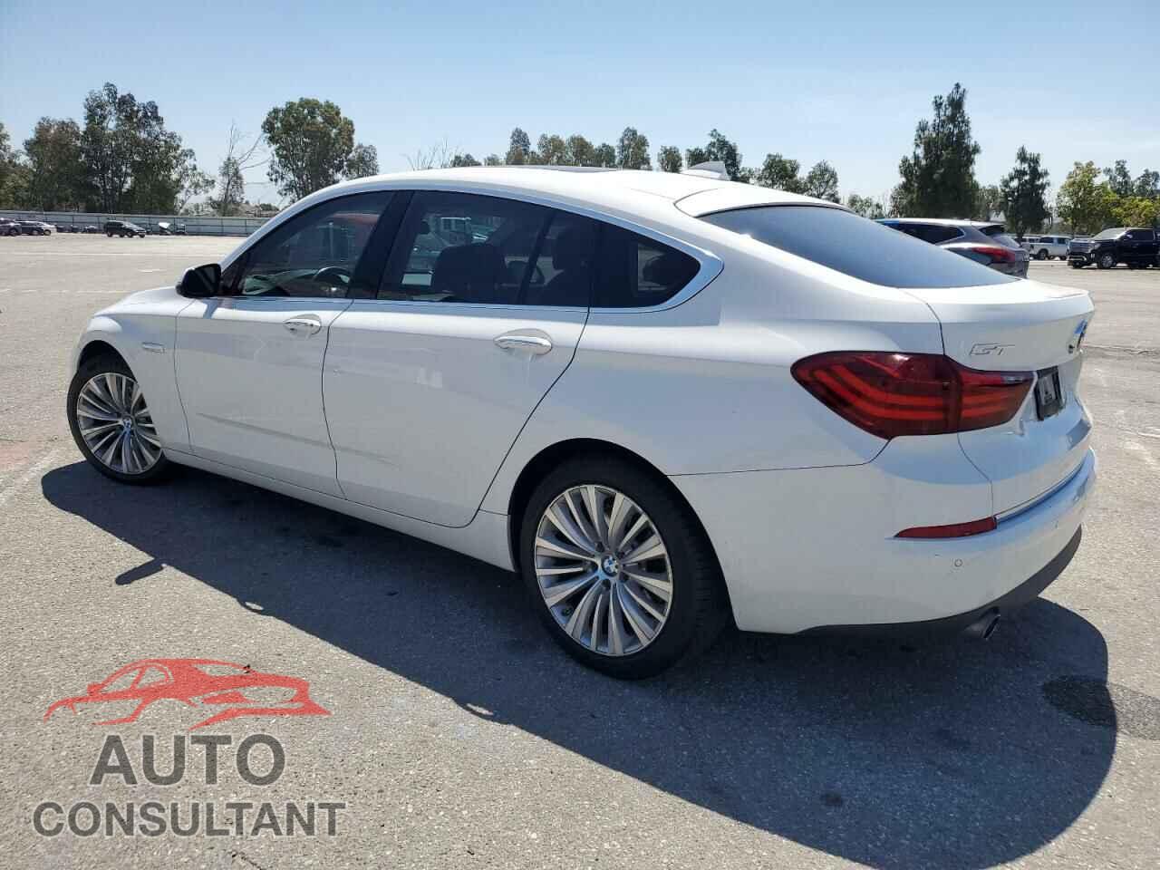 BMW 5 SERIES 2015 - WBA5M2C59FD872267
