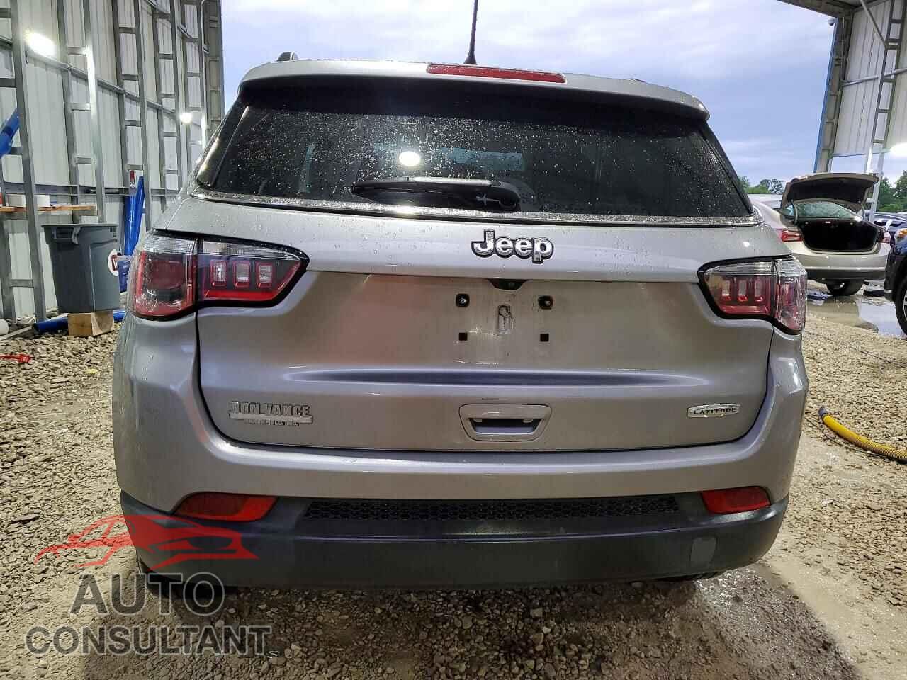 JEEP COMPASS 2018 - 3C4NJCBBXJT344135