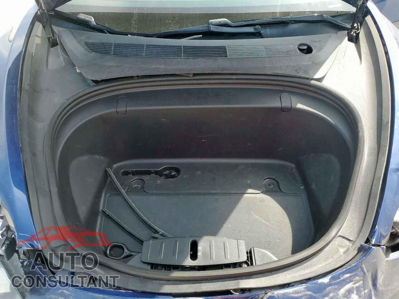 TESLA MODEL 3 2019 - 5YJ3E1EAXKF401095