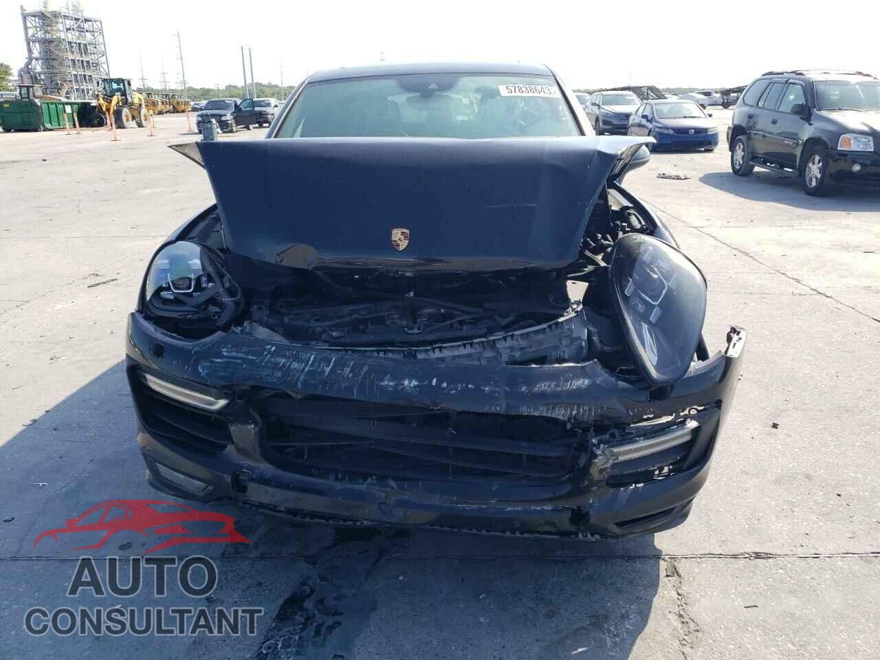 PORSCHE CAYENNE 2017 - WP1AC2A2XHLA92122
