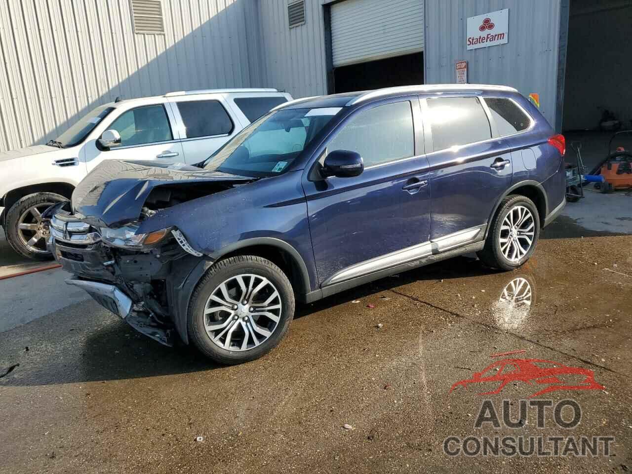MITSUBISHI OUTLANDER 2018 - JA4AD3A38JZ016022
