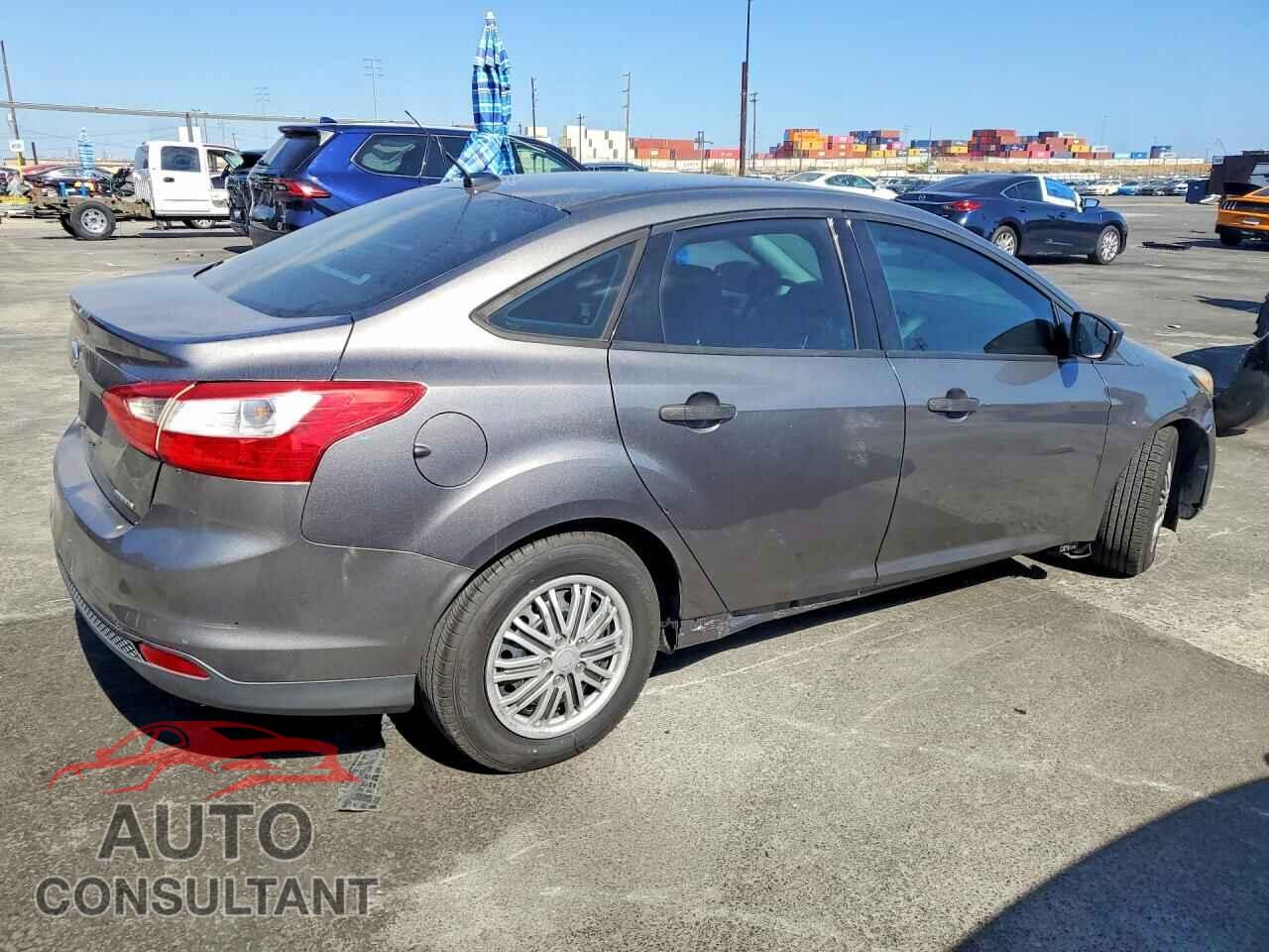FORD FOCUS 2014 - 1FADP3E23EL453856