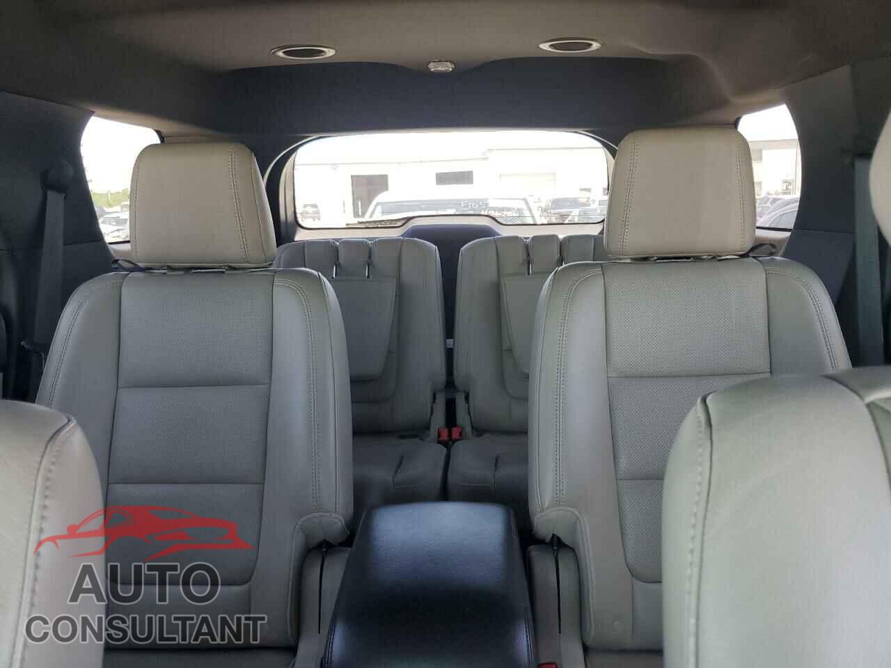 FORD EXPLORER 2011 - 1FMHK7F89BGA61050