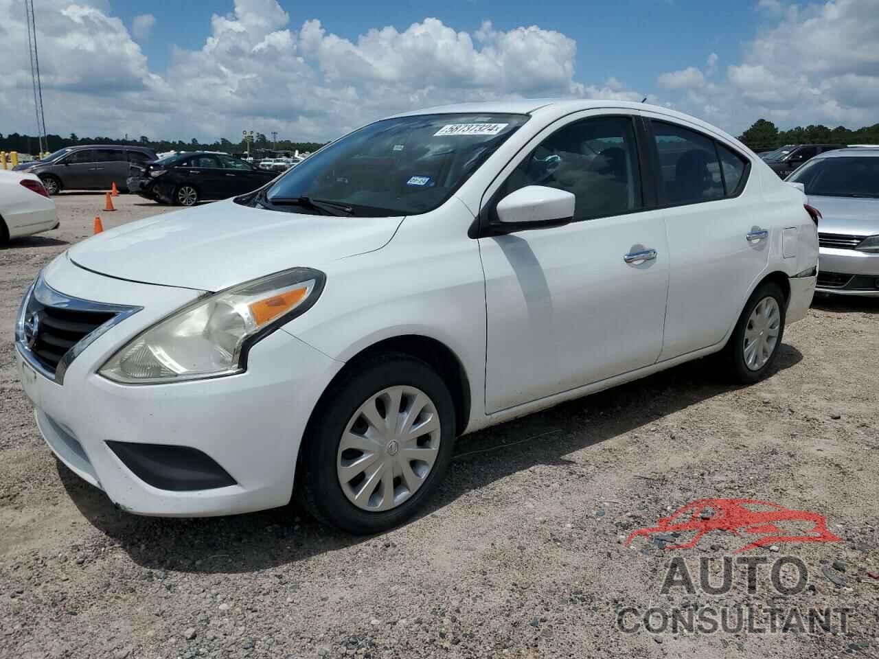 NISSAN VERSA 2017 - 3N1CN7AP9HL815771