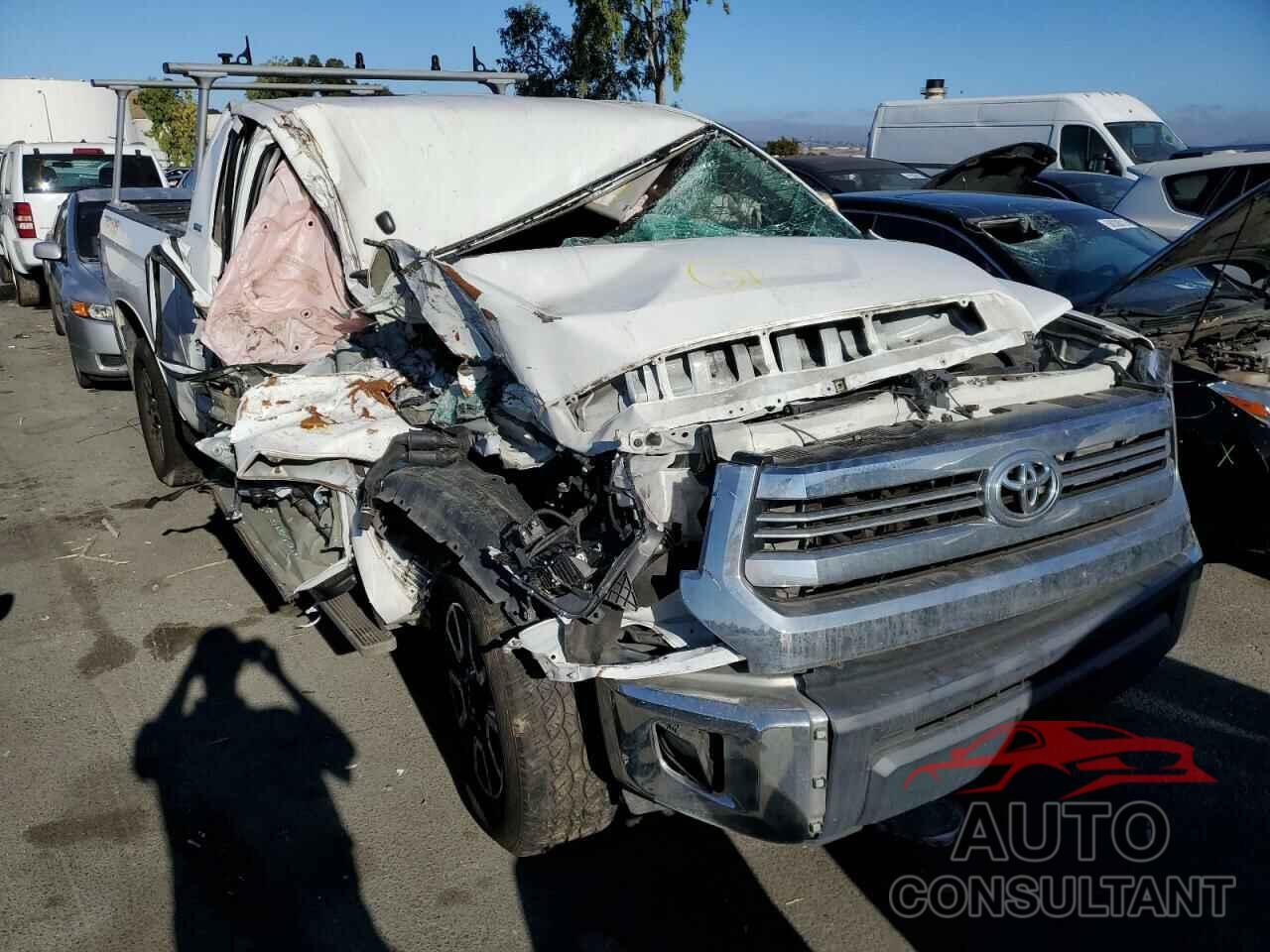 TOYOTA TUNDRA 2016 - 5TFUY5F14GX530092