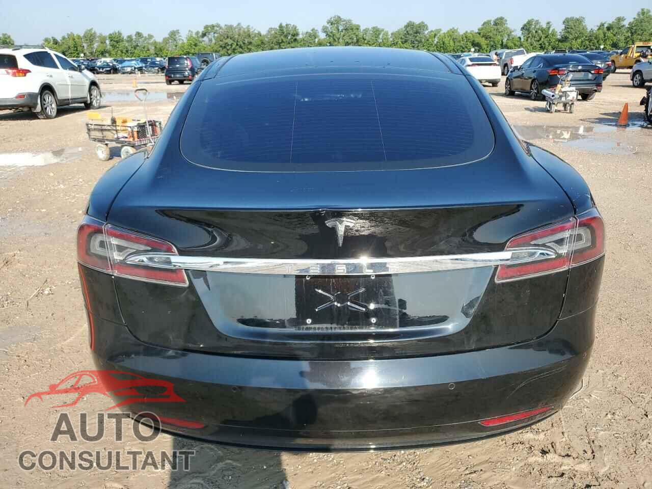 TESLA MODEL S 2016 - 5YJSA1E15GF160254