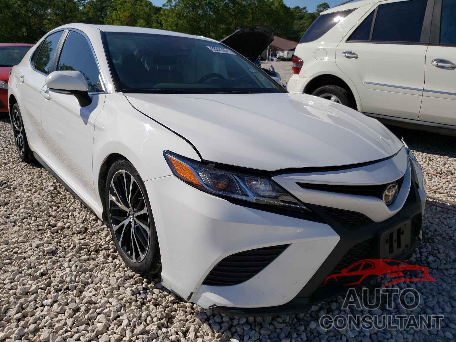 TOYOTA CAMRY 2019 - 4T1B11HK7KU809861