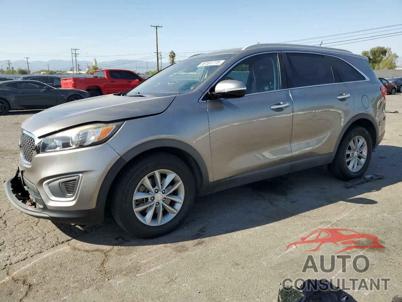 KIA SORENTO 2018 - 5XYPG4A56JG359666