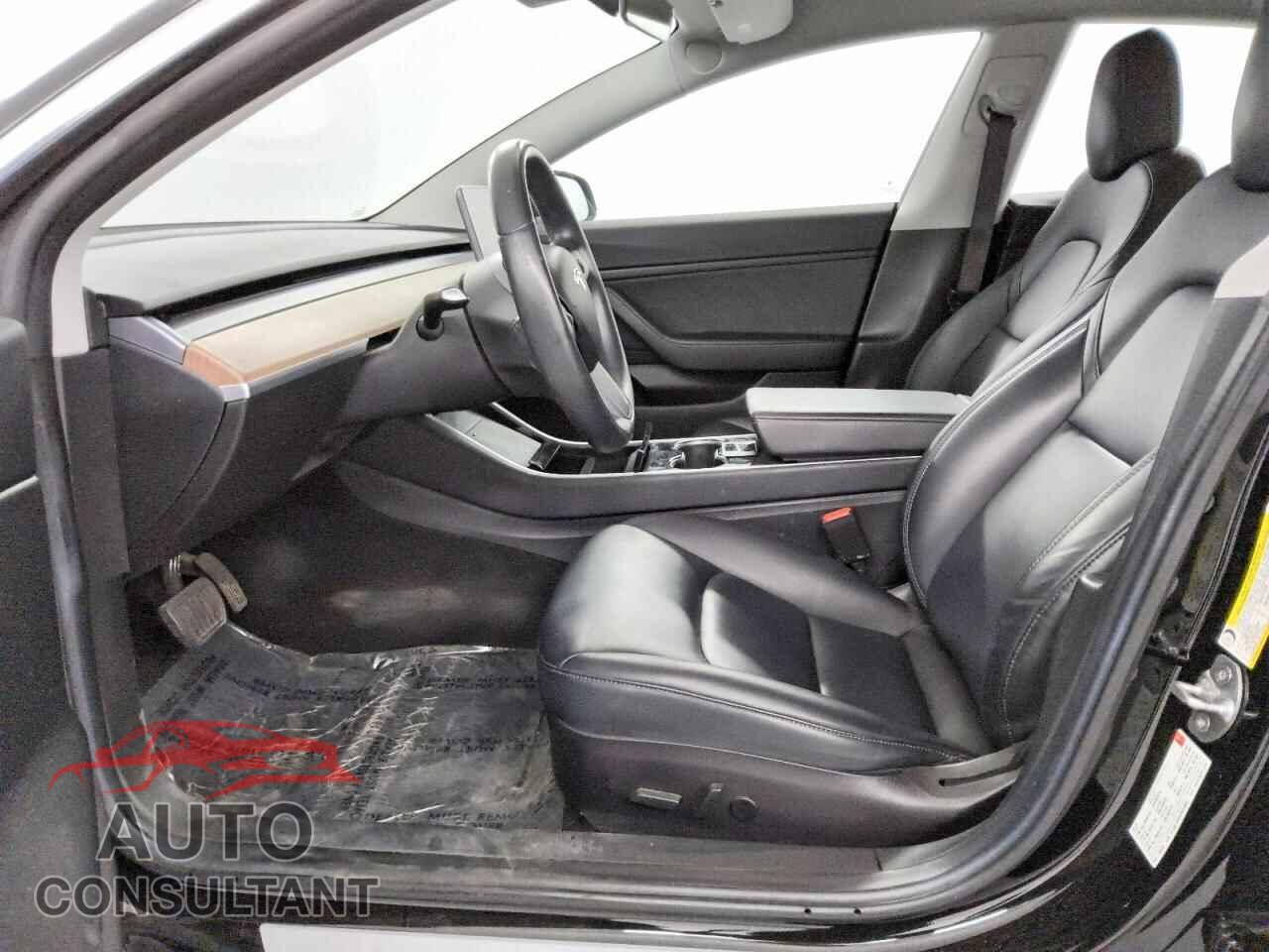 TESLA MODEL 3 2018 - 5YJ3E1EA8JF013863