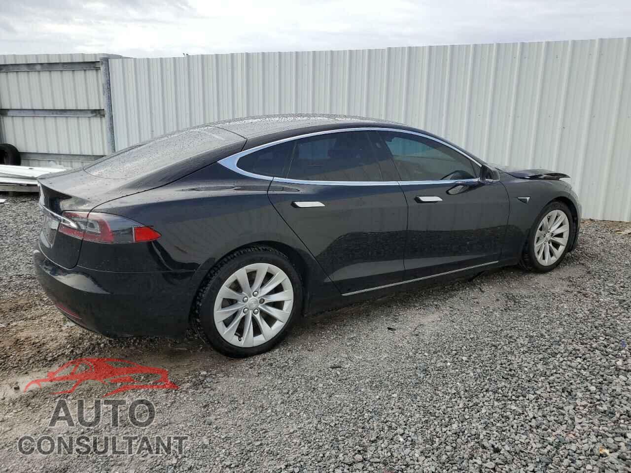TESLA MODEL S 2017 - 5YJSA1E2XHF192658