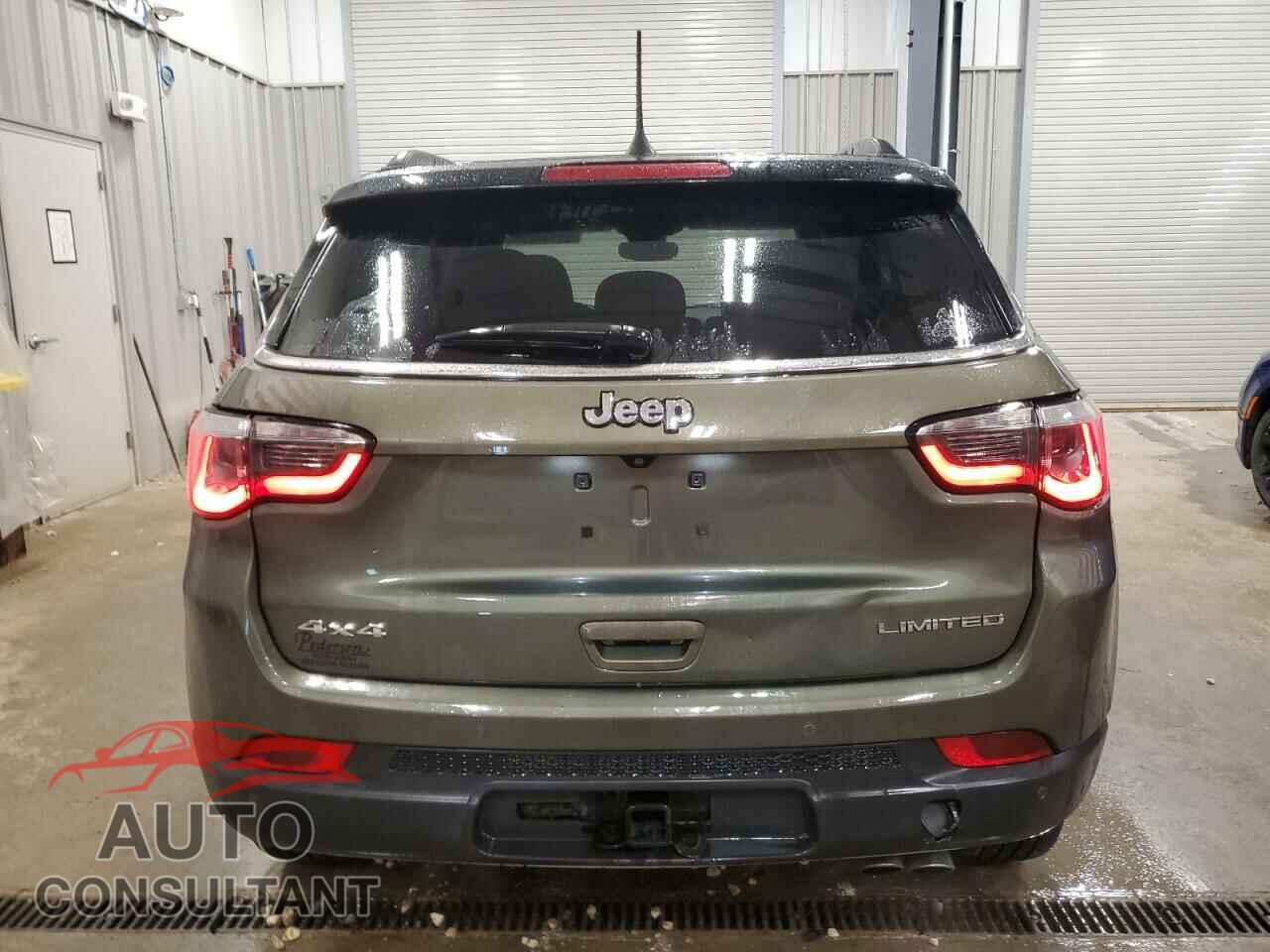 JEEP COMPASS 2018 - 3C4NJDCB9JT199903