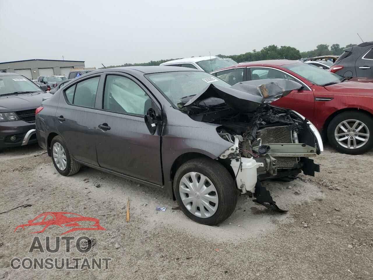 NISSAN VERSA 2019 - 3N1CN7AP3KL820035