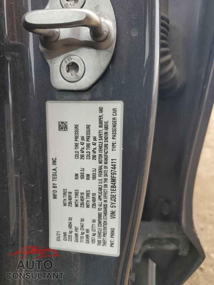 TESLA MODEL 3 2021 - 5YJ3E1EB4MF974411
