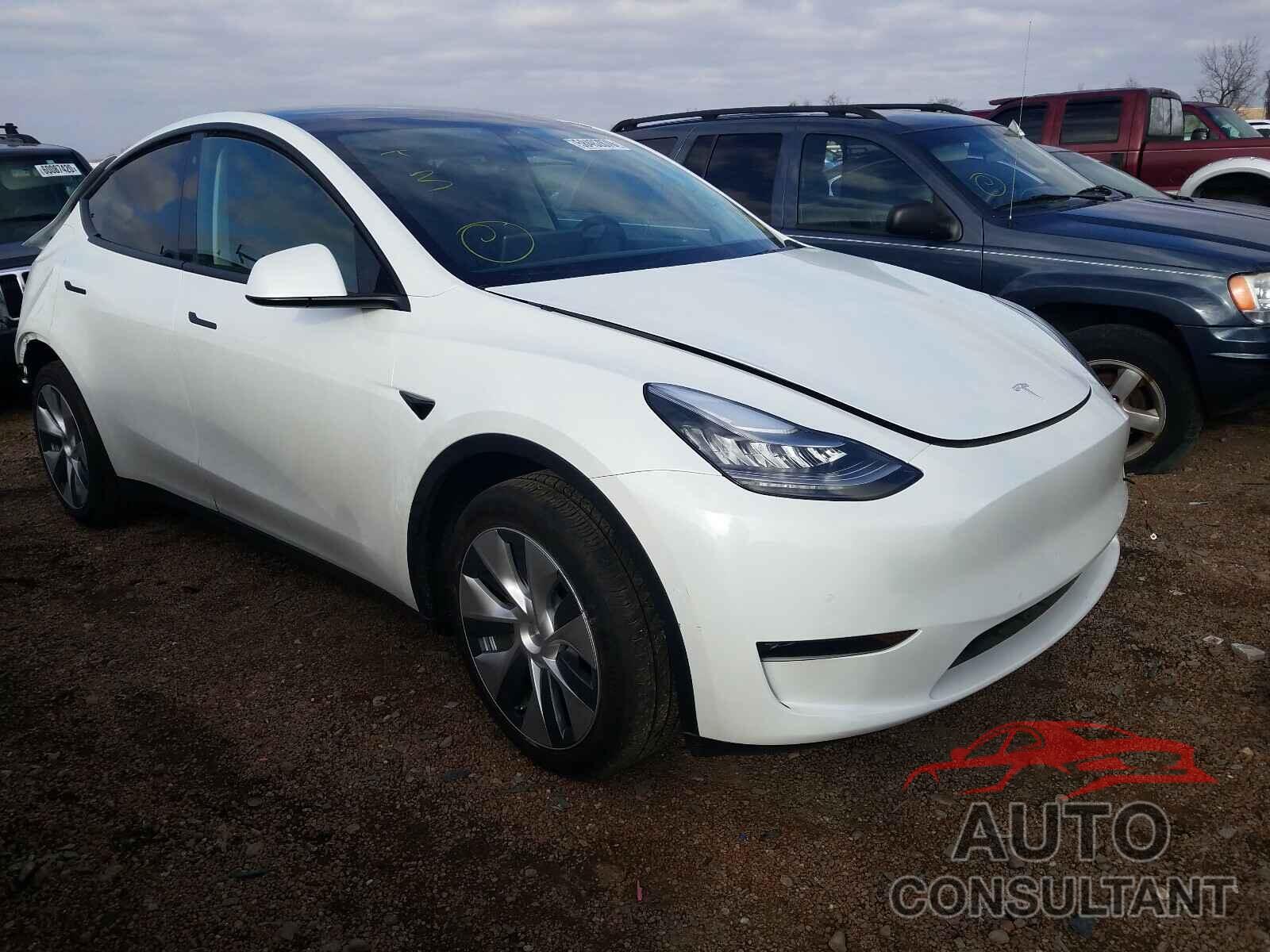 TESLA MODEL Y 2020 - 5YJYGDEE6LF050434