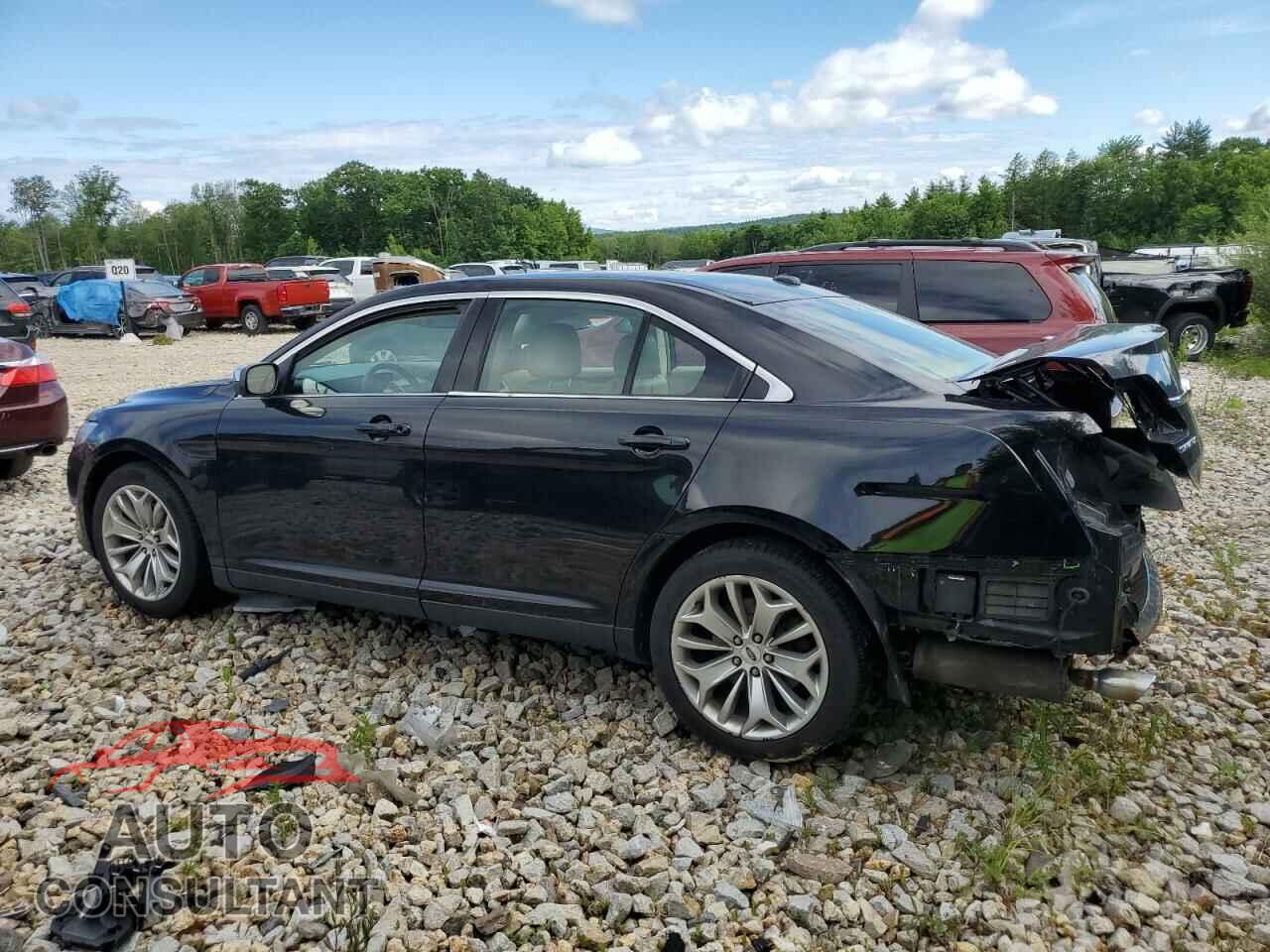 FORD TAURUS 2018 - 1FAHP2F89JG124161