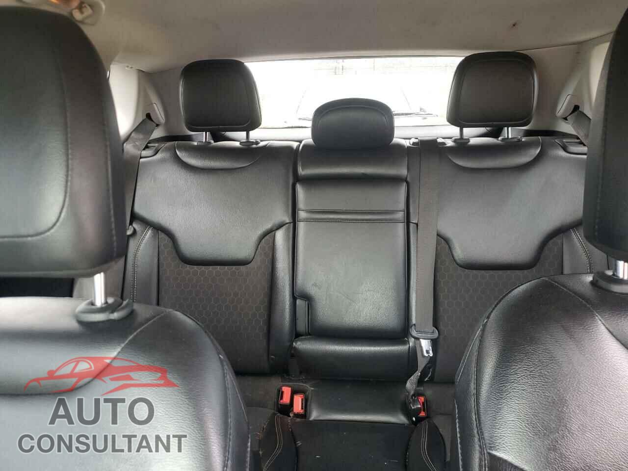 JEEP COMPASS 2019 - 3C4NJDBB5KT596835