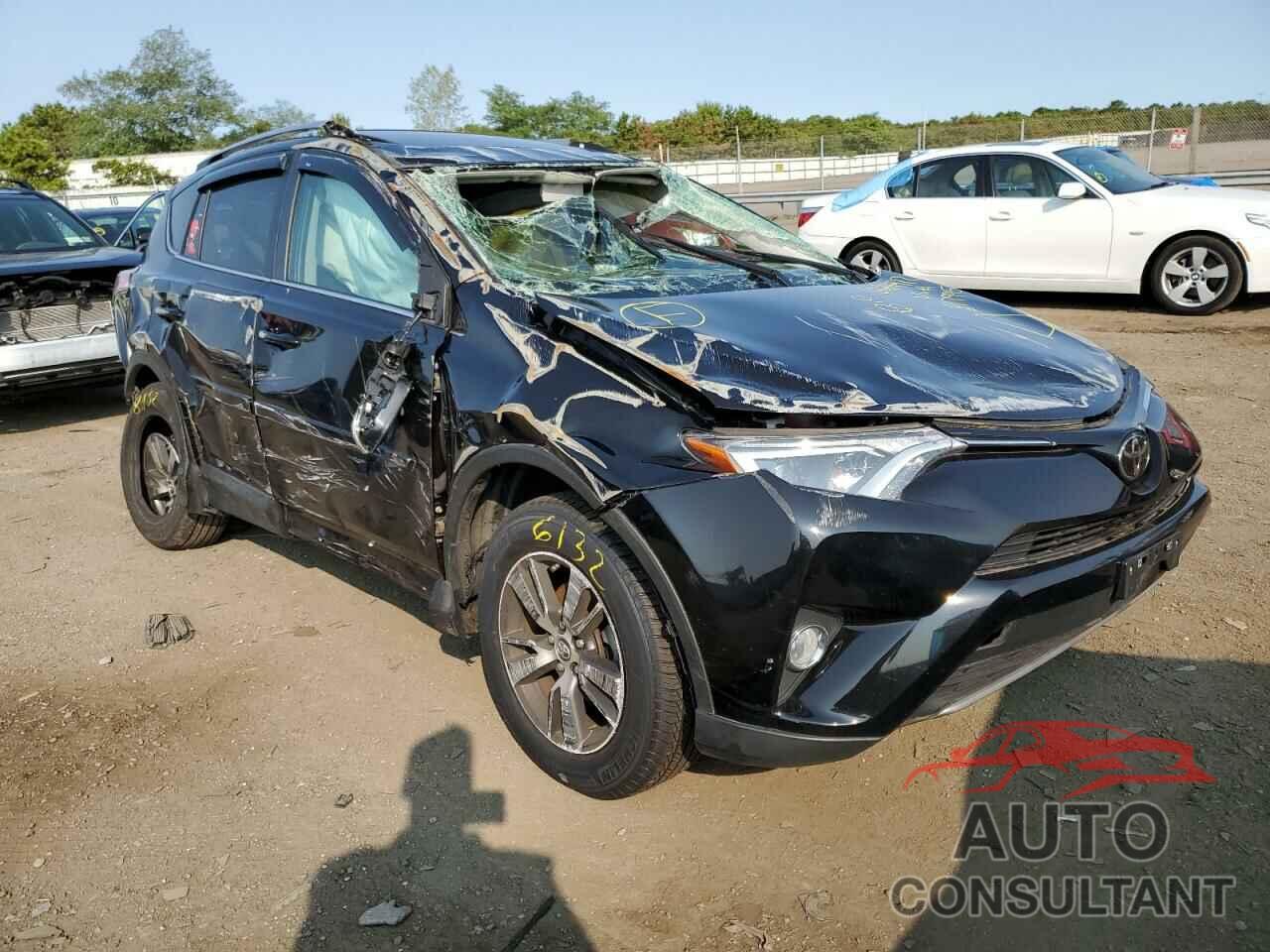 TOYOTA RAV4 2018 - 2T3RFREV9JW817995