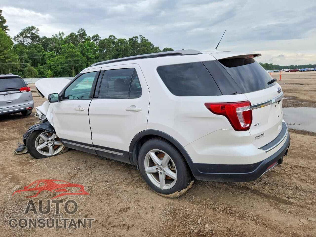 FORD EXPLORER 2018 - 1FM5K7D86JGA30293