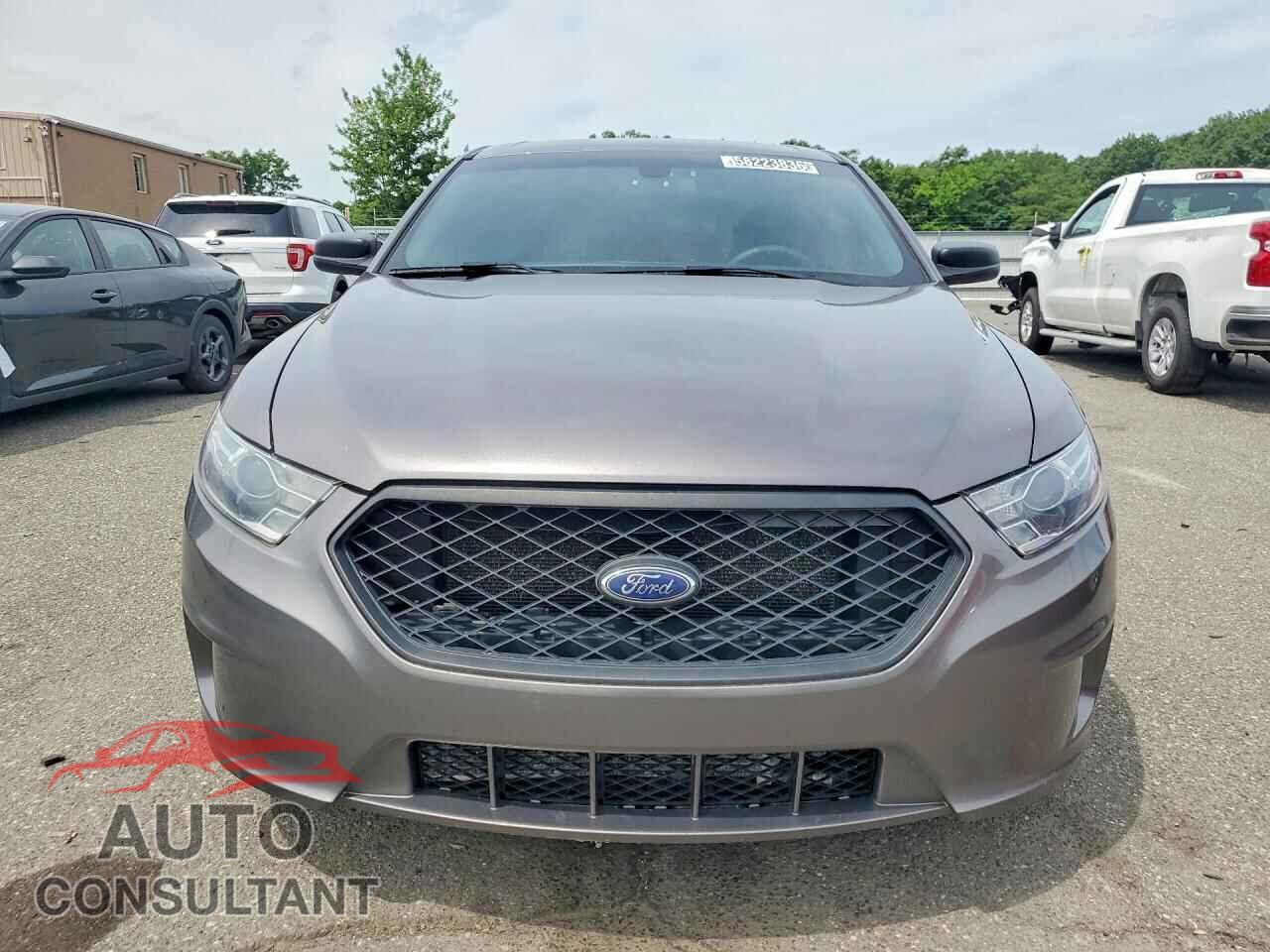 FORD TAURUS 2017 - 1FAHP2L87HG126229