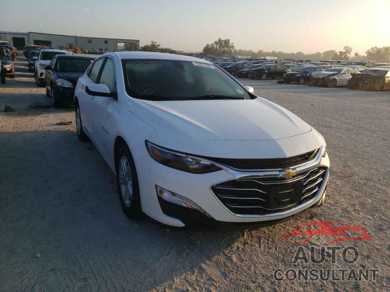 CHEVROLET MALIBU 2022 - 1G1ZD5ST4NF137035