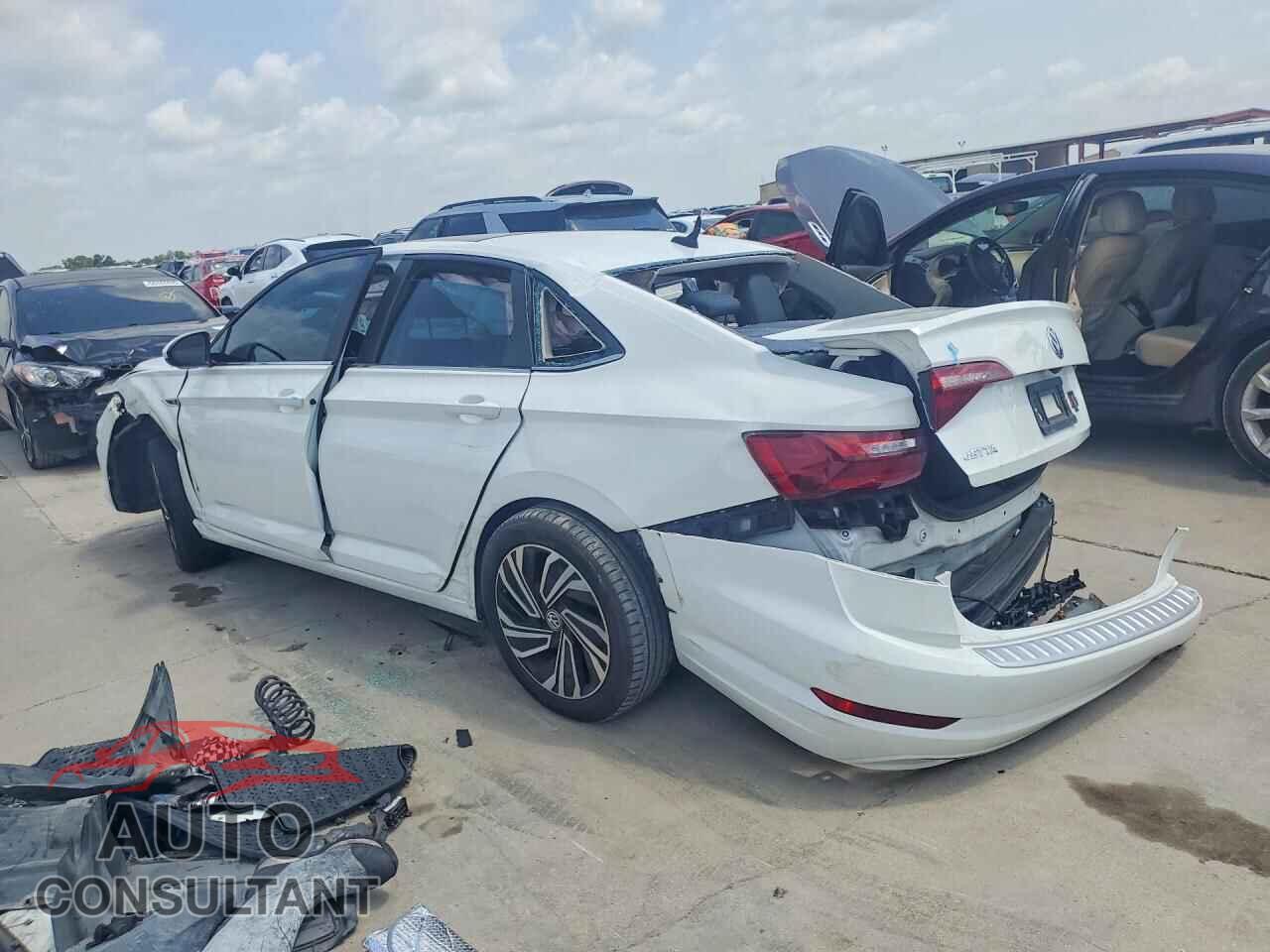 VOLKSWAGEN JETTA 2020 - 3VWEB7BU8LM073771