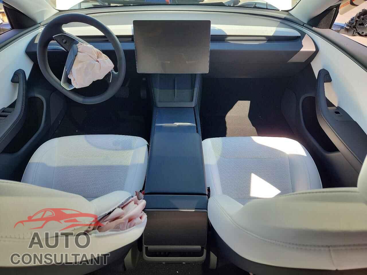 TESLA MODEL 3 2026 - 5YJ3E1EA7TF185868