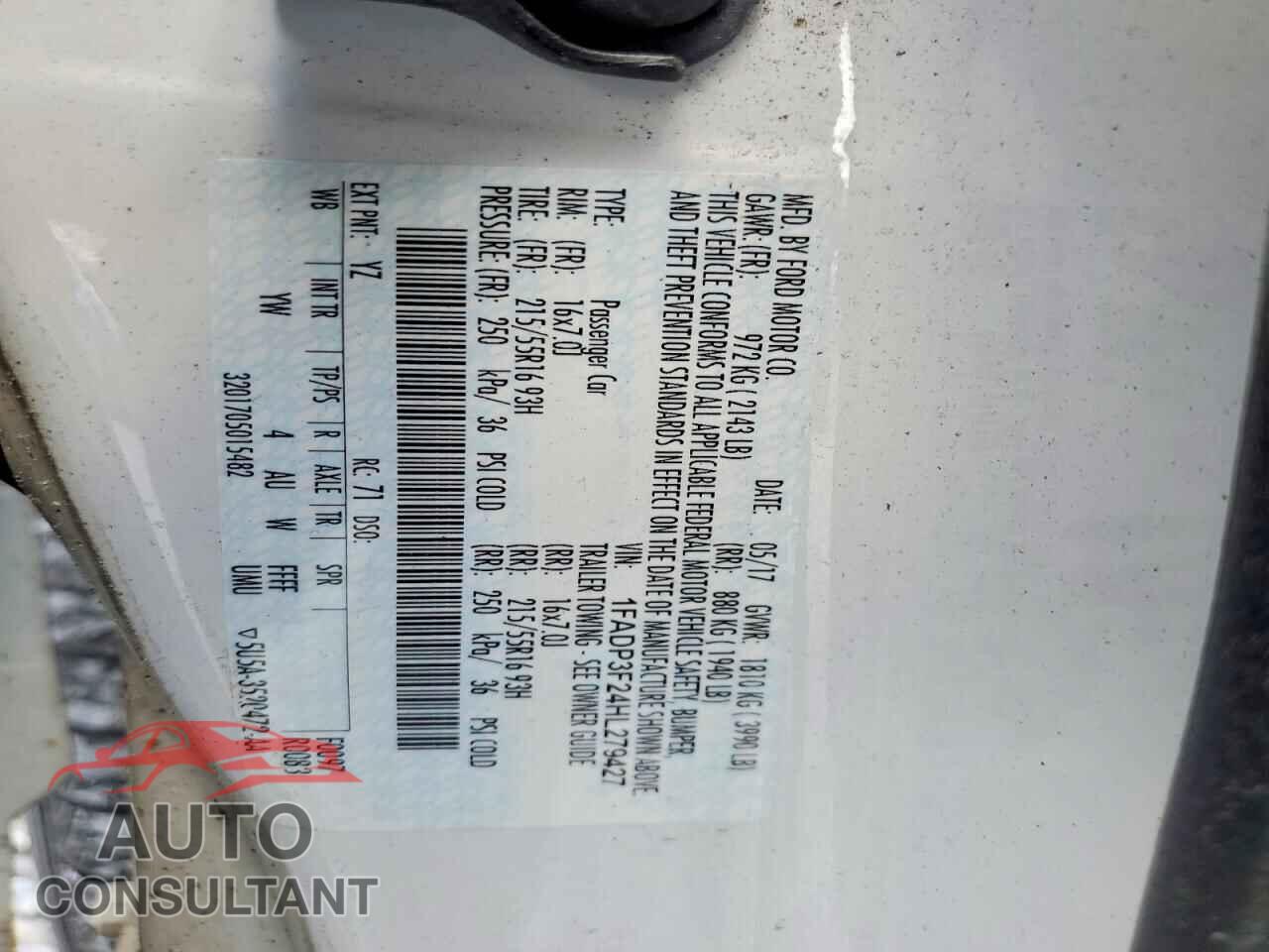 FORD FOCUS 2017 - 1FADP3F24HL279427
