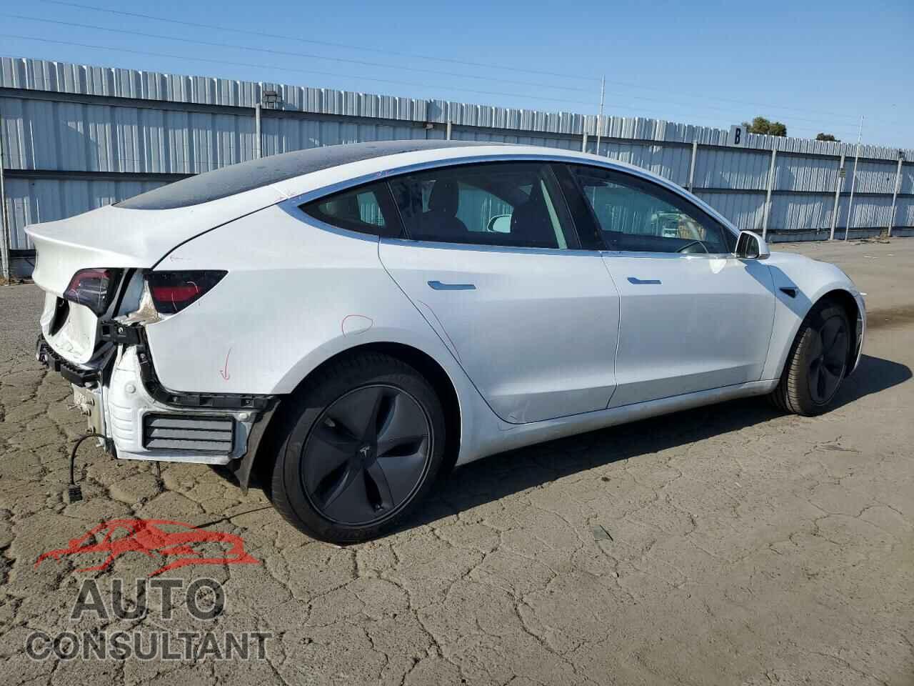 TESLA MODEL 3 2018 - 5YJ3E1EA1JF162485