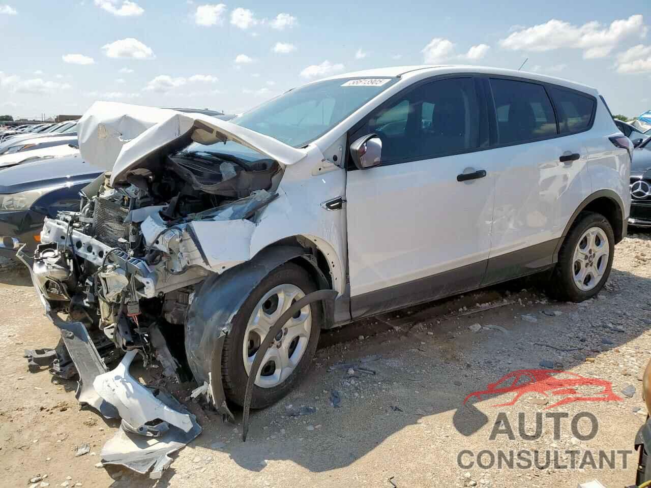 FORD ESCAPE 2017 - 1FMCU0F75HUB79674