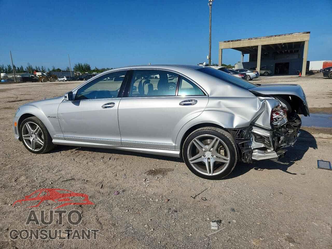 MERCEDES-BENZ S-CLASS 2012 - WDDNG7EB8CA445031