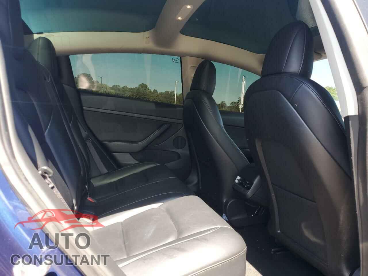 TESLA MODEL 3 2022 - 5YJ3E1EA1NF190857