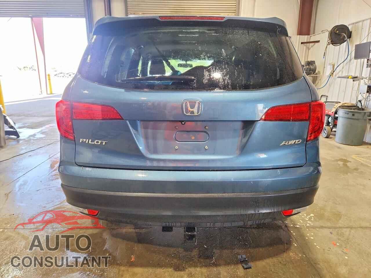 HONDA PILOT 2017 - 5FNYF6H54HB082347