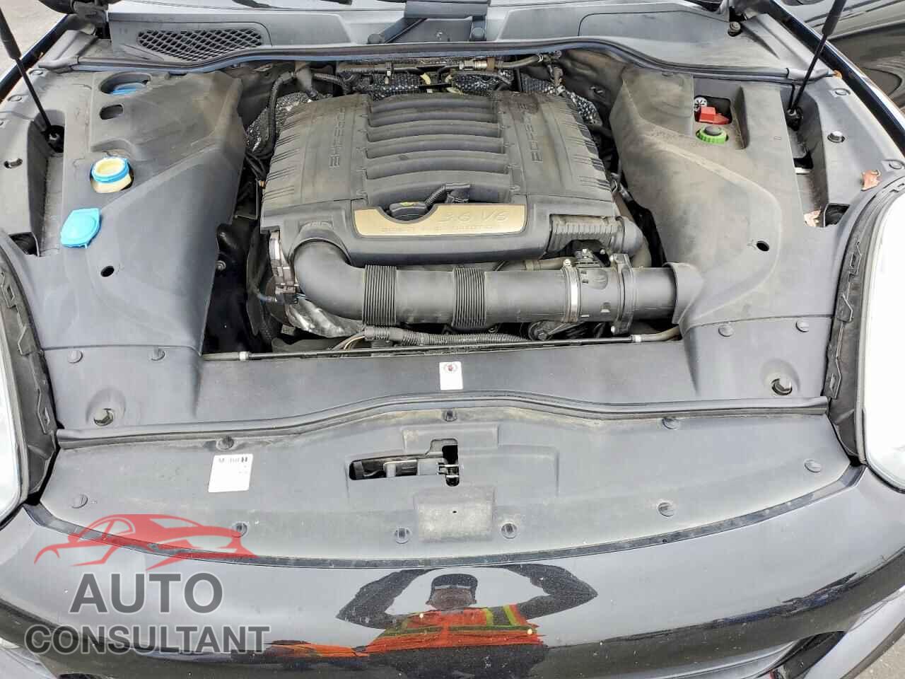 PORSCHE CAYENNE 2018 - WP1AA2A28JKA07635