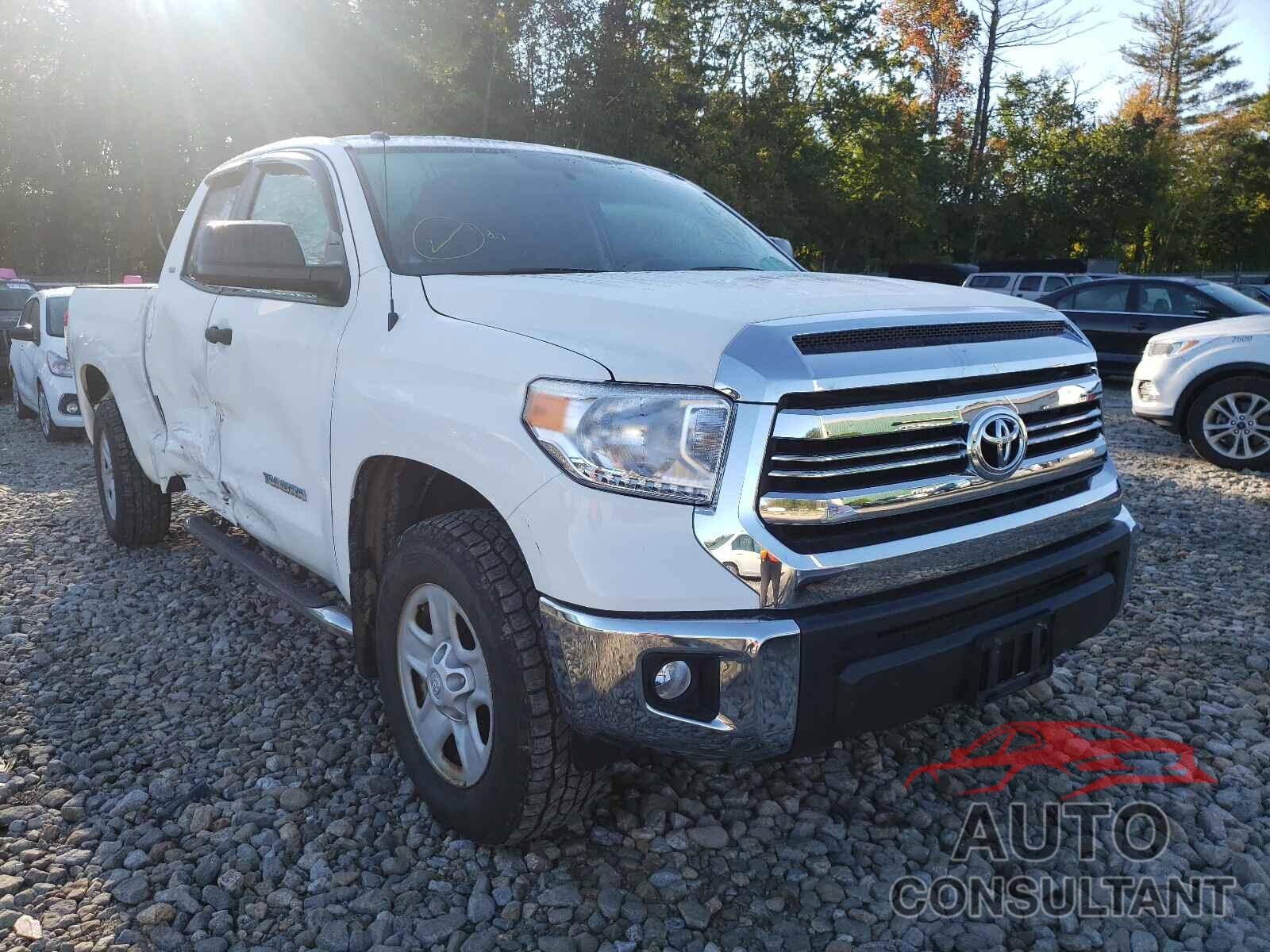 TOYOTA TUNDRA 2016 - 5TFUM5F10GX069209