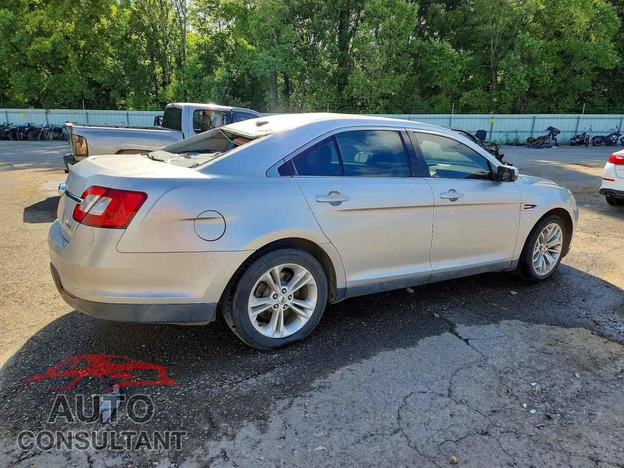FORD TAURUS 2011 - 1FAHP2EW9BG107068