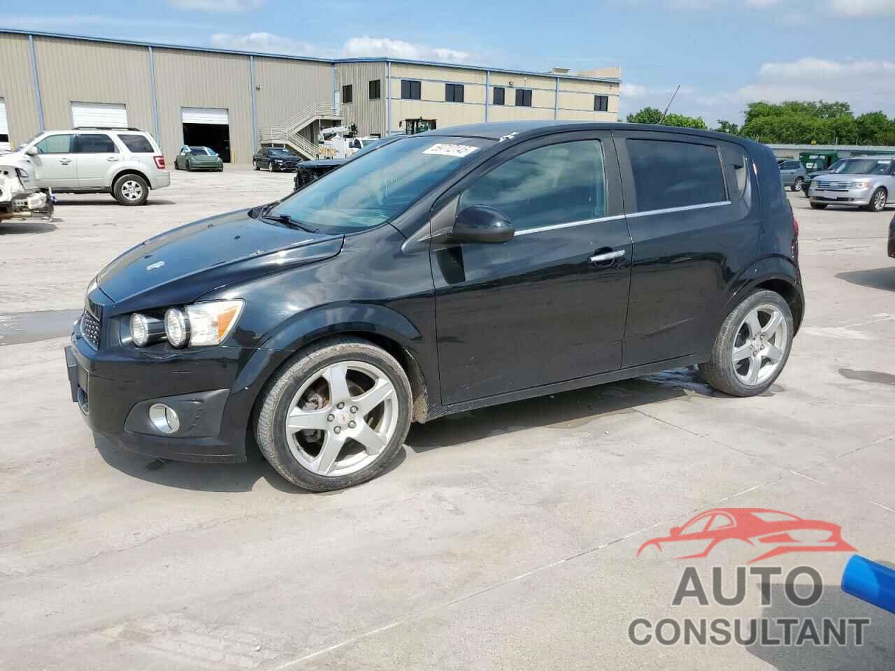 CHEVROLET SONIC 2012 - 1G1JE6SB8C4168305